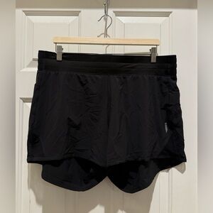 Helly Hansen women’s tech trail shorts size XXL